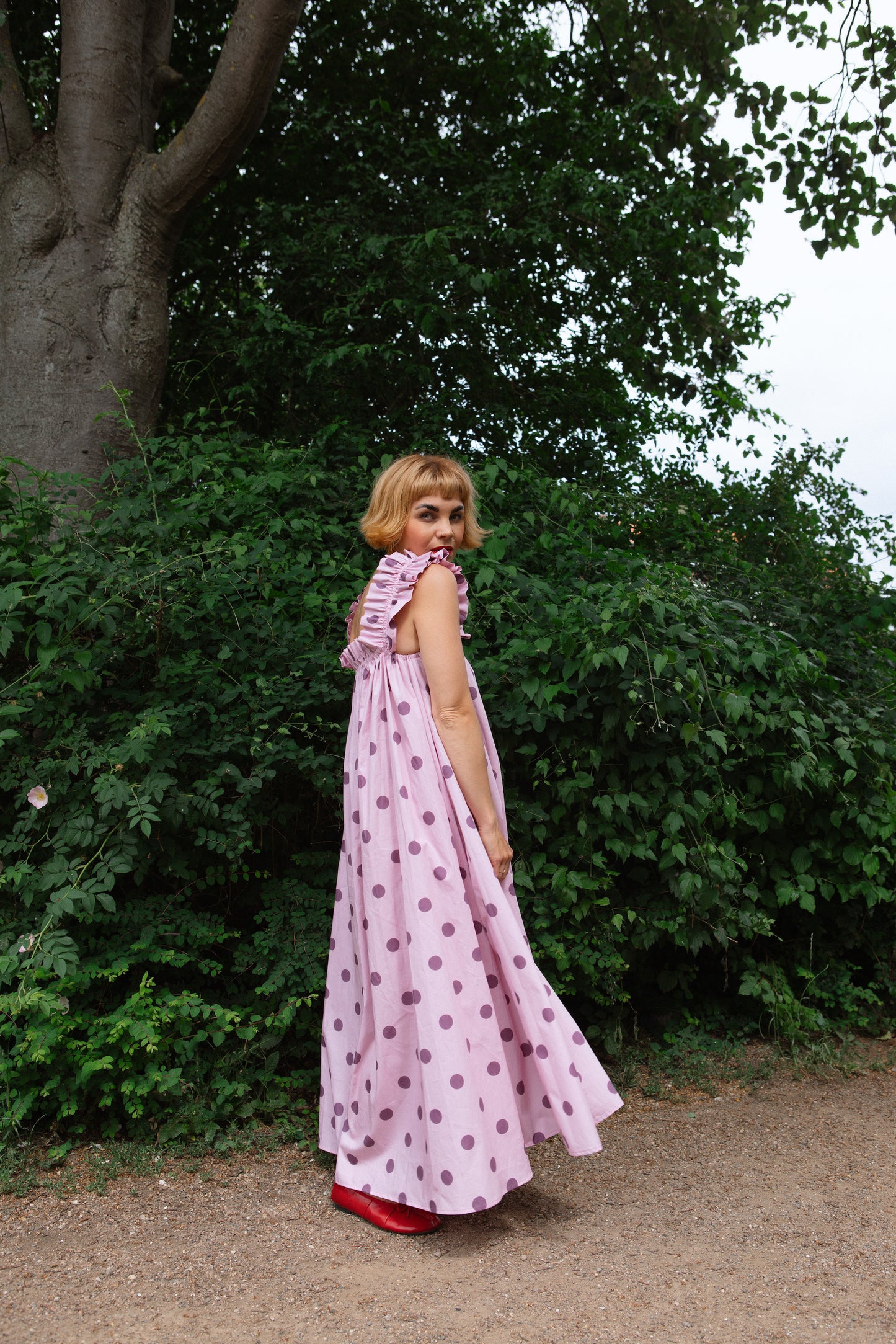Water Lily Dress - Berry Picking
