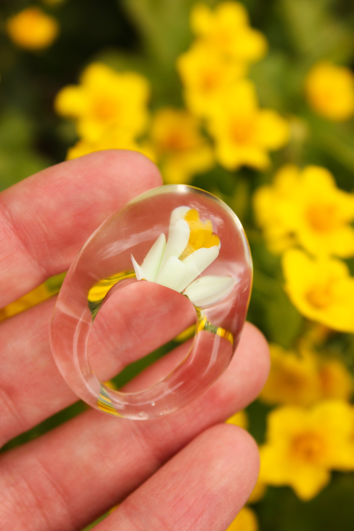 ODD LEMON x VIVIAN ALARCÓN Glass Ring - Minty Buttercup