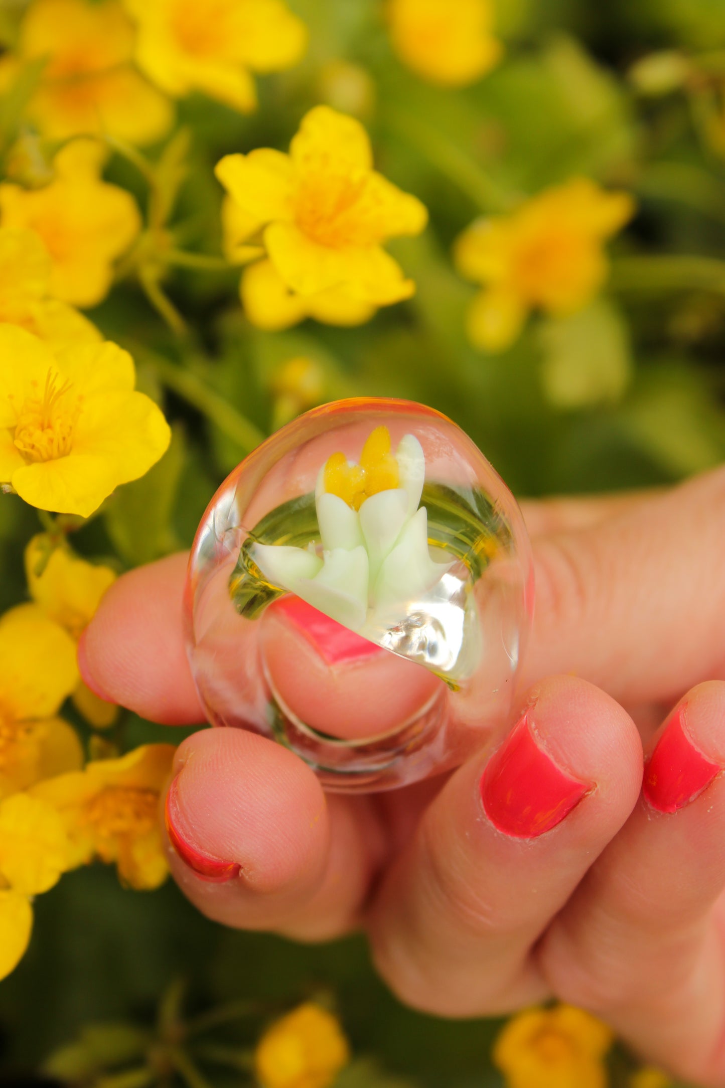 ODD LEMON x VIVIAN ALARCÓN Glass Ring - Minty Buttercup