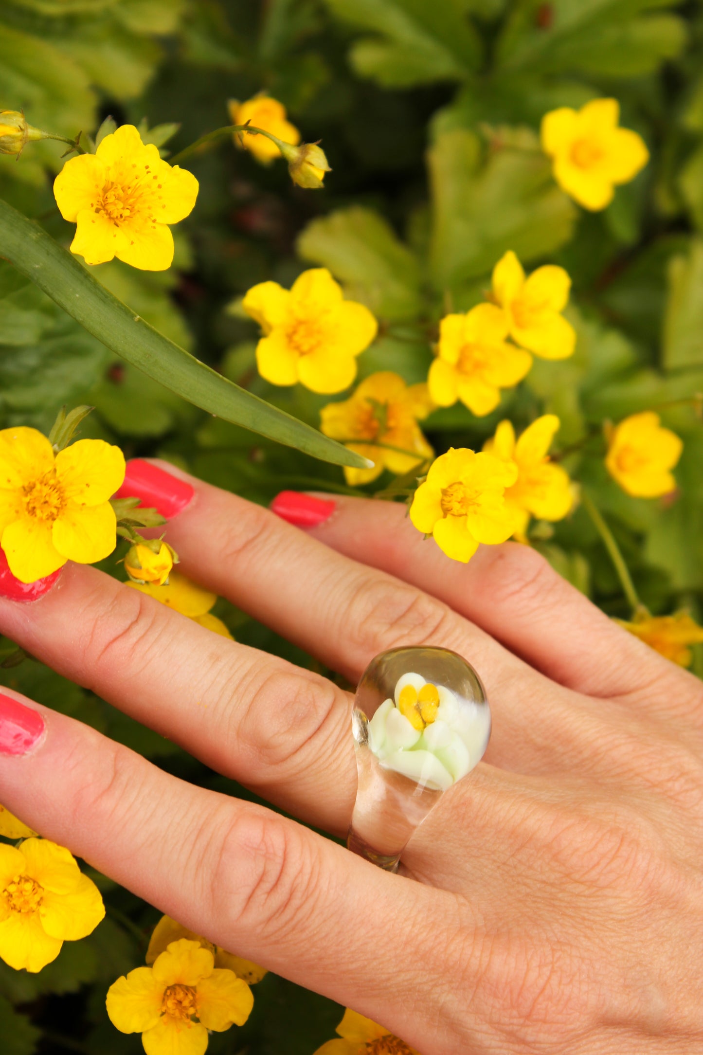 ODD LEMON x VIVIAN ALARCÓN Glass Ring - Minty Buttercup