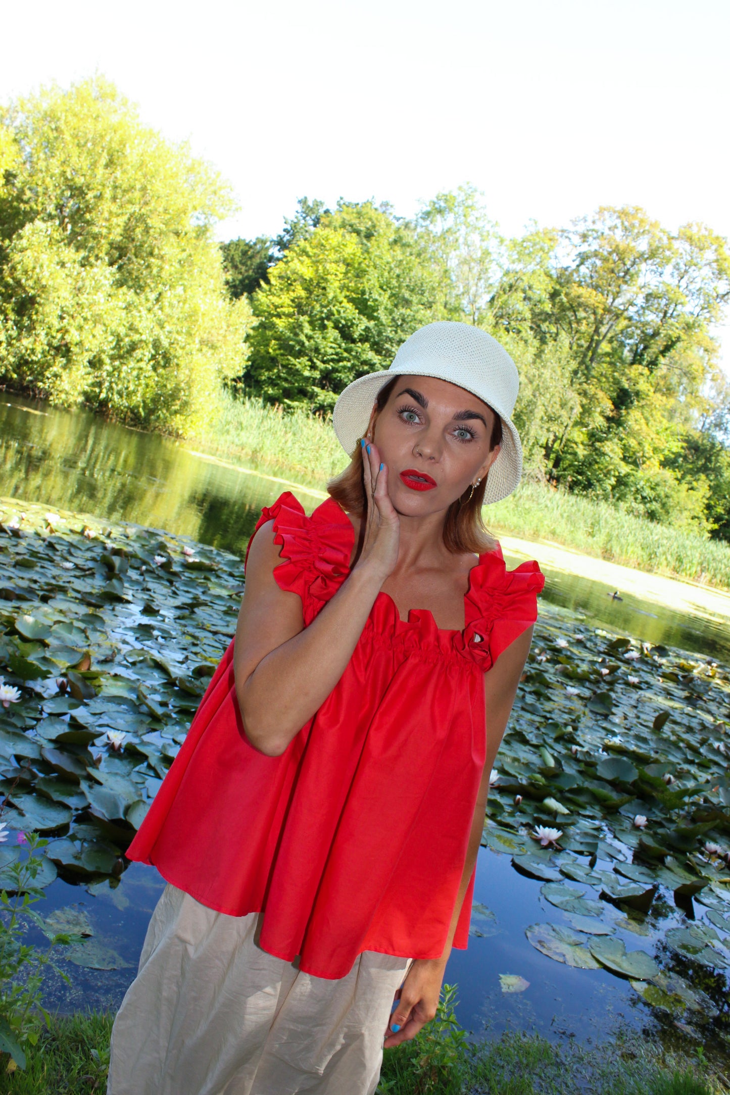 Water Lily Ruffle Top - Poppy Red