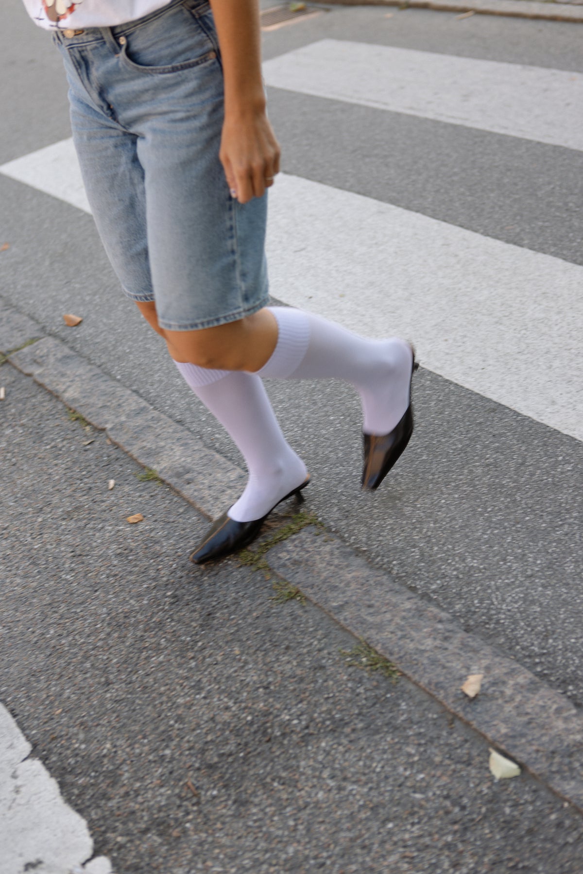 Pastel Purple - Odd Knee Socks