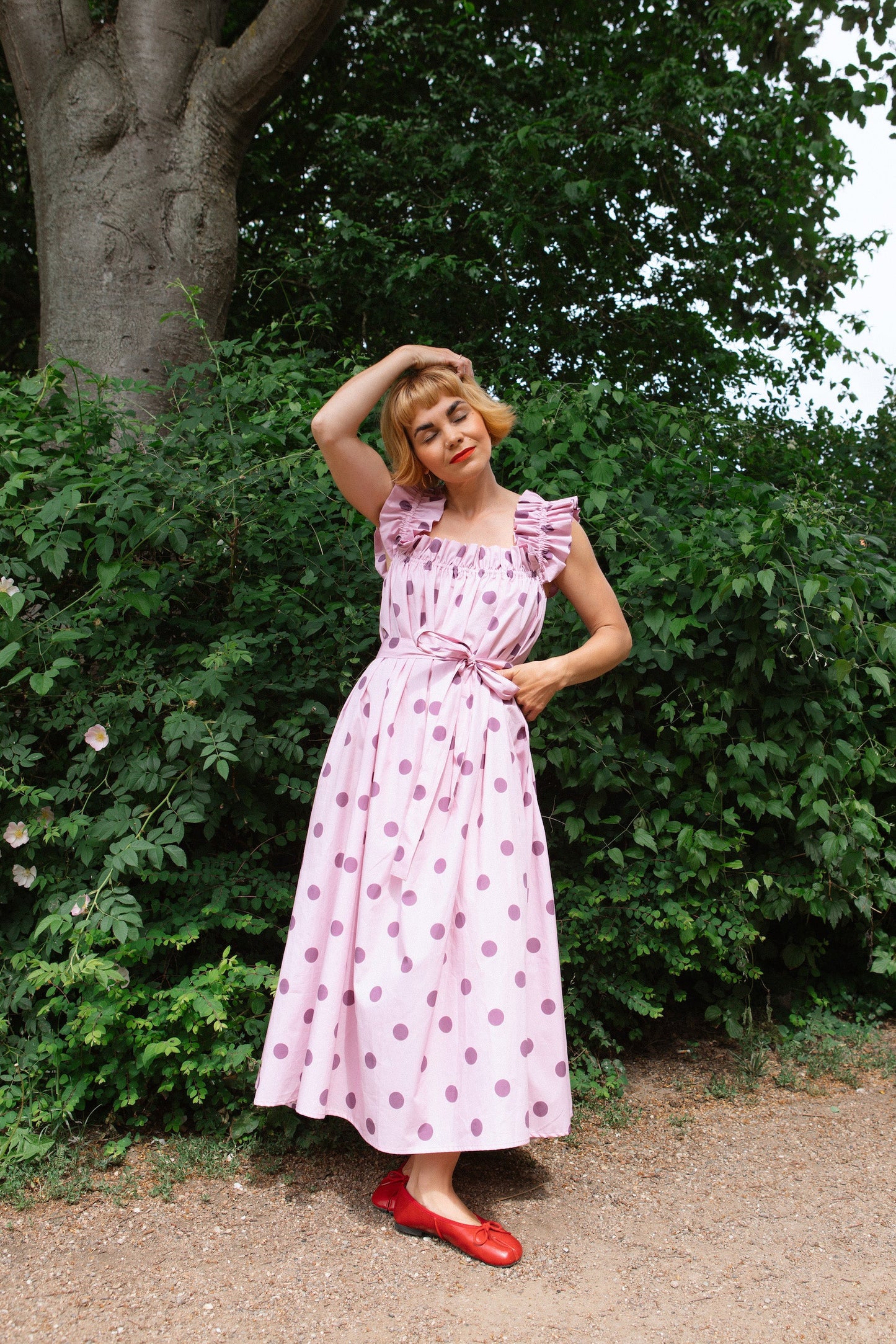 Water Lily Dress - Berry Picking