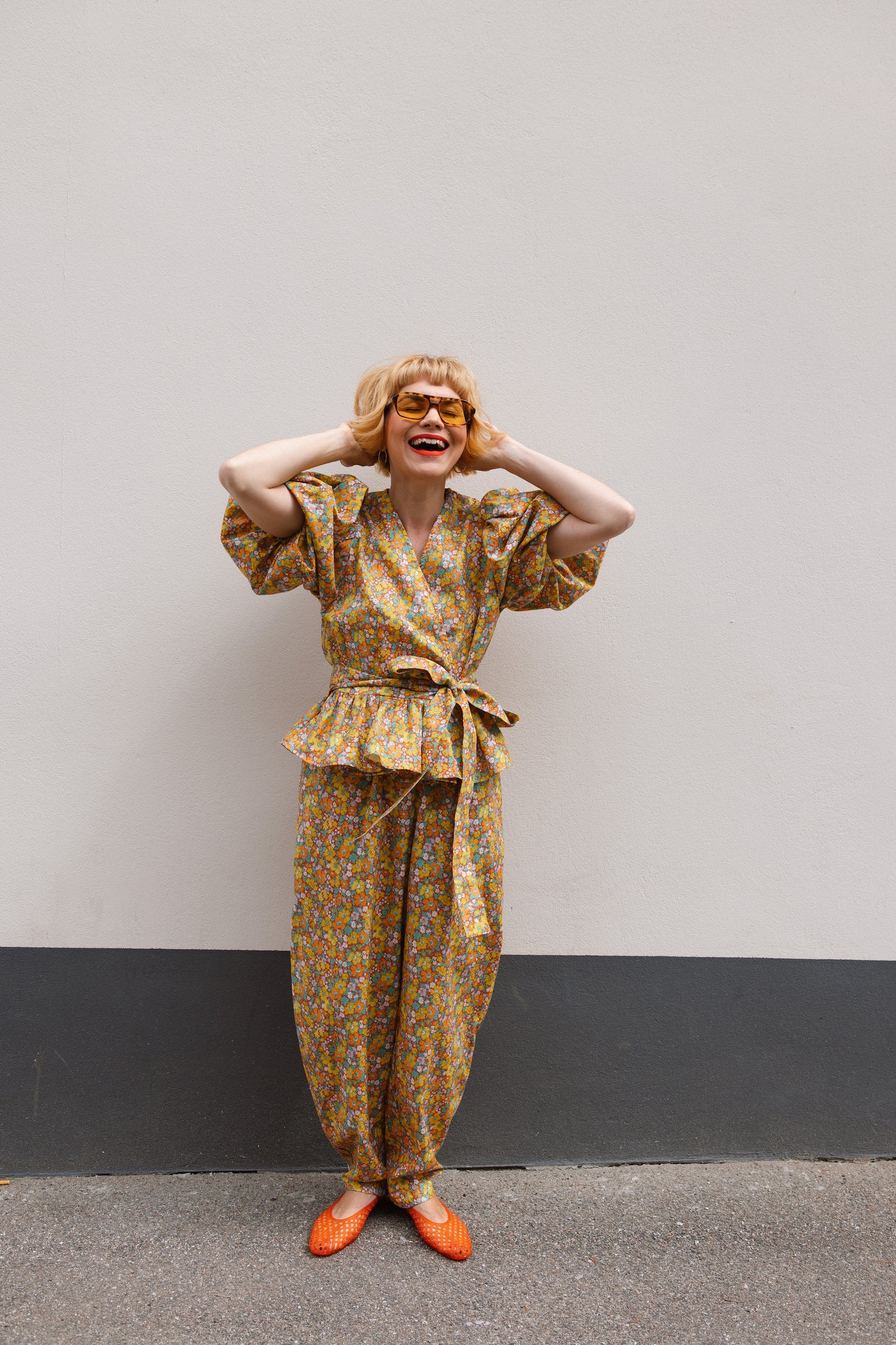 Hug Me Top - Dancing Marigold