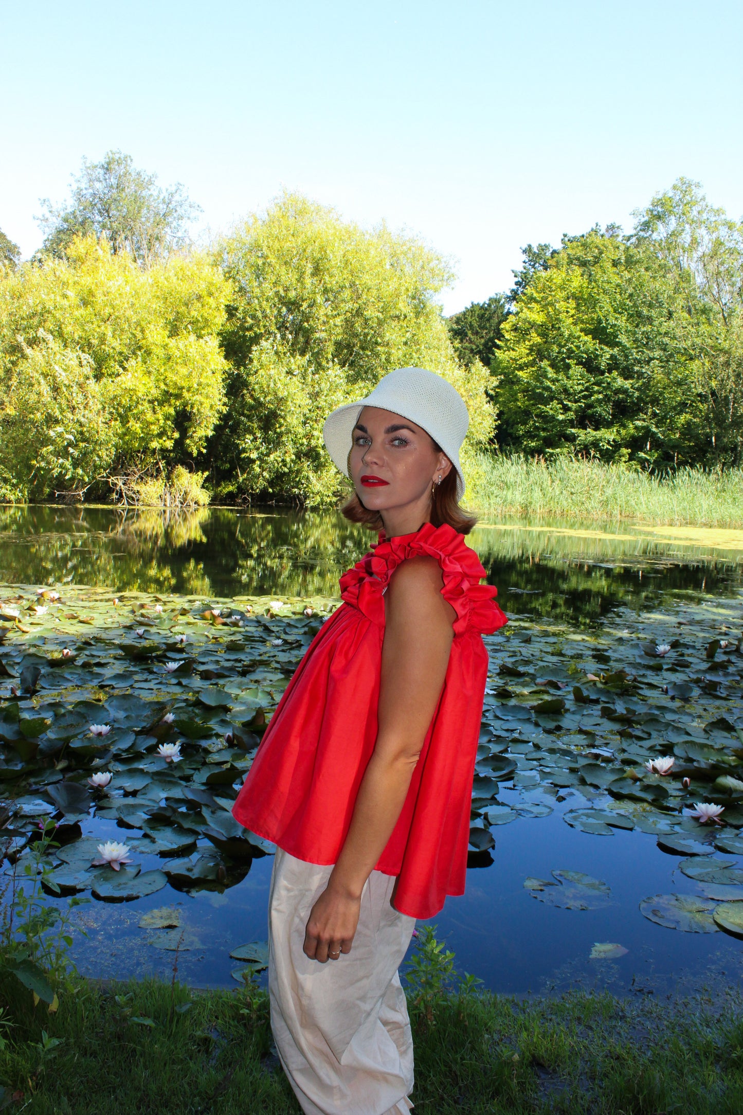 Water Lily Ruffle Top - Poppy Red
