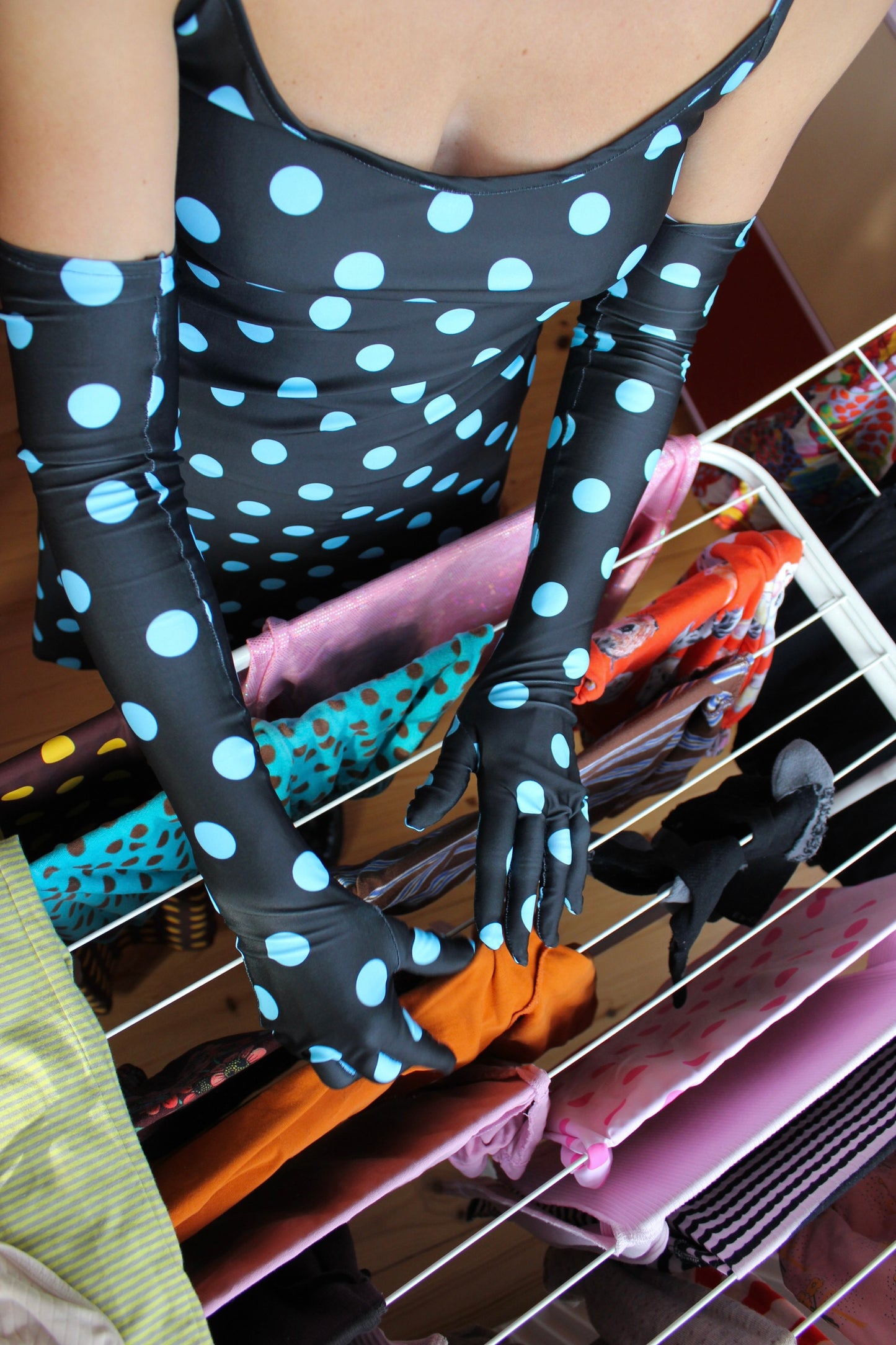 Lola Gloves - Moon Dance Dots