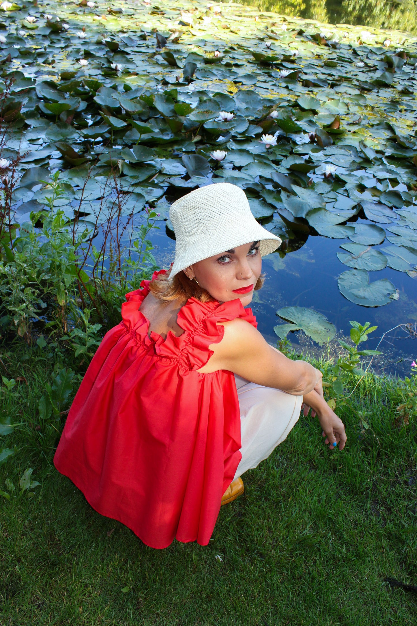 Water Lily Ruffle Top - Poppy Red