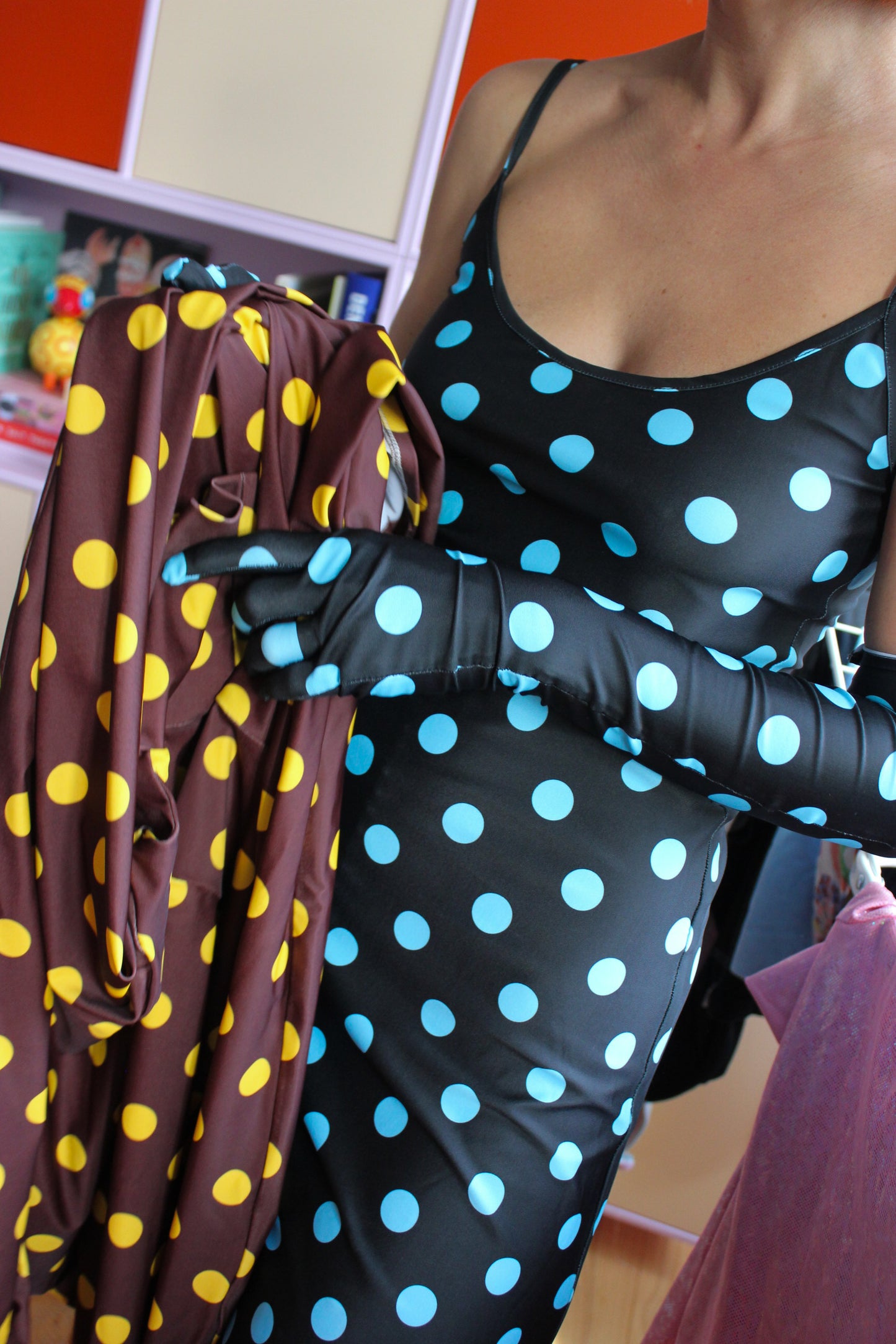 Lola Gloves - Moon Dance Dots