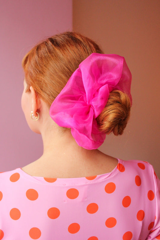Meringue Srunchies - Hot Pink